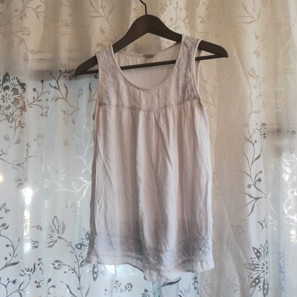 Flowy White Tank, Lacy Edging